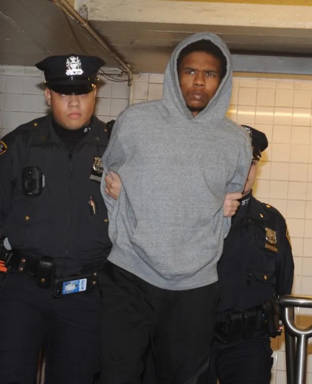 Kamel Hawkins The Maniac Behind the NYC Subway Push Incident